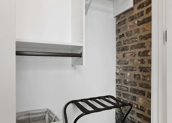 River North Private Deck With In And Out Parking * Chicago